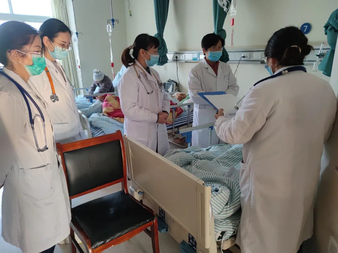 成都二医院神经内科专家莅临成都誉美医院指导学习