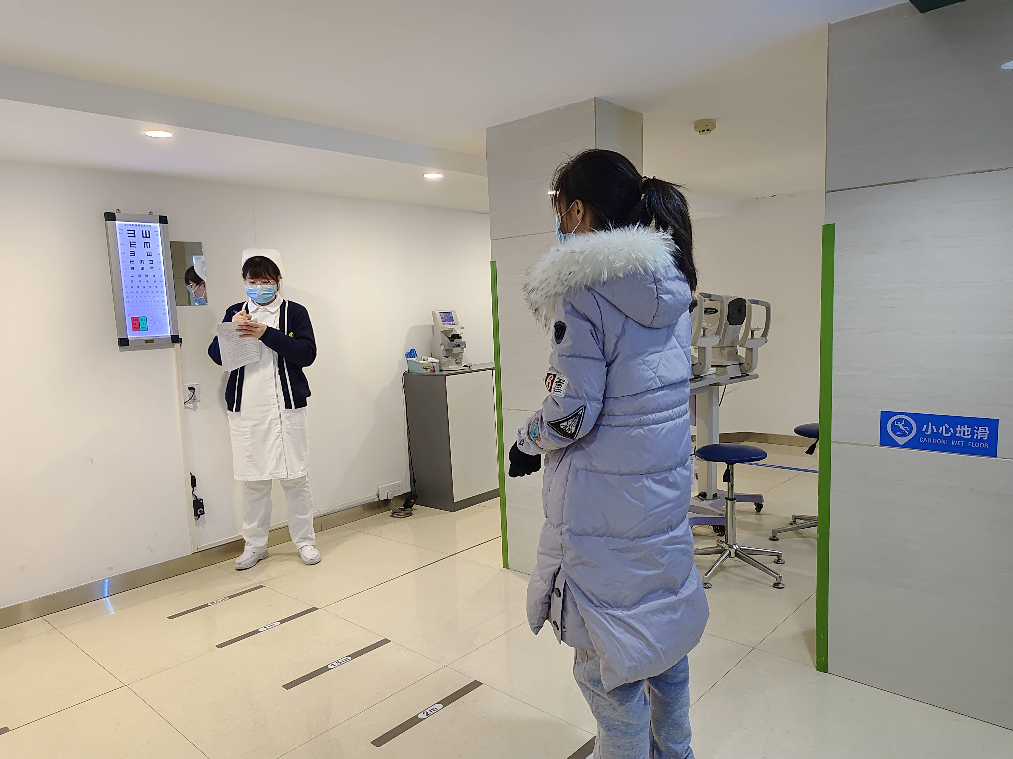 什么时候该给孩子换副新的角膜塑形镜?王晓亚医生在线科普