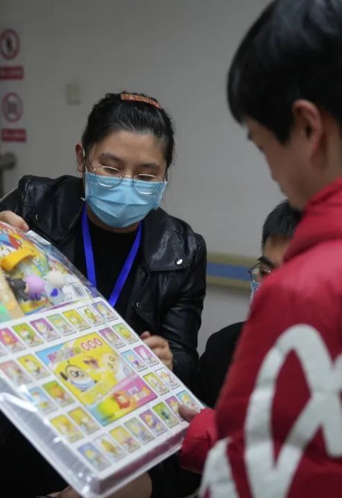 一束光，照亮「心」希望丨「名医护心•守护健康，全国知名心脏外科专家走进滨海新区」大型义诊活动