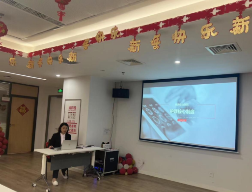 筑梦未来护理 重庆松山医院开展 2024 年春季实习生岗前培训