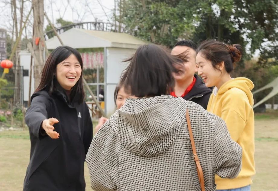 不戴镜，烧烤越野更带劲！2024 年银海眼科屈光会员活动精彩瞬间