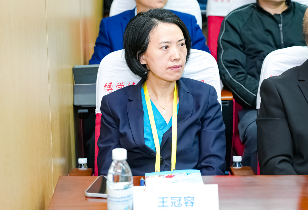 第三期 EndoSurg 脊柱内镜技术国际培训班暨 2024 国际脊柱联合创新沙龙在青岛大学附属医院开班