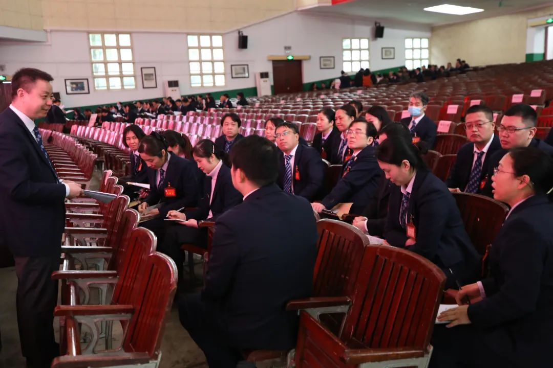 广西壮族自治区南溪山医院召开第十三届职工代表大会暨工会会员代表大会第一次会议