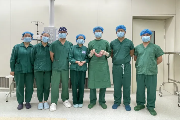 重庆市黔江中心医院胃肠甲乳外科成功开展渝东南首例减重手术