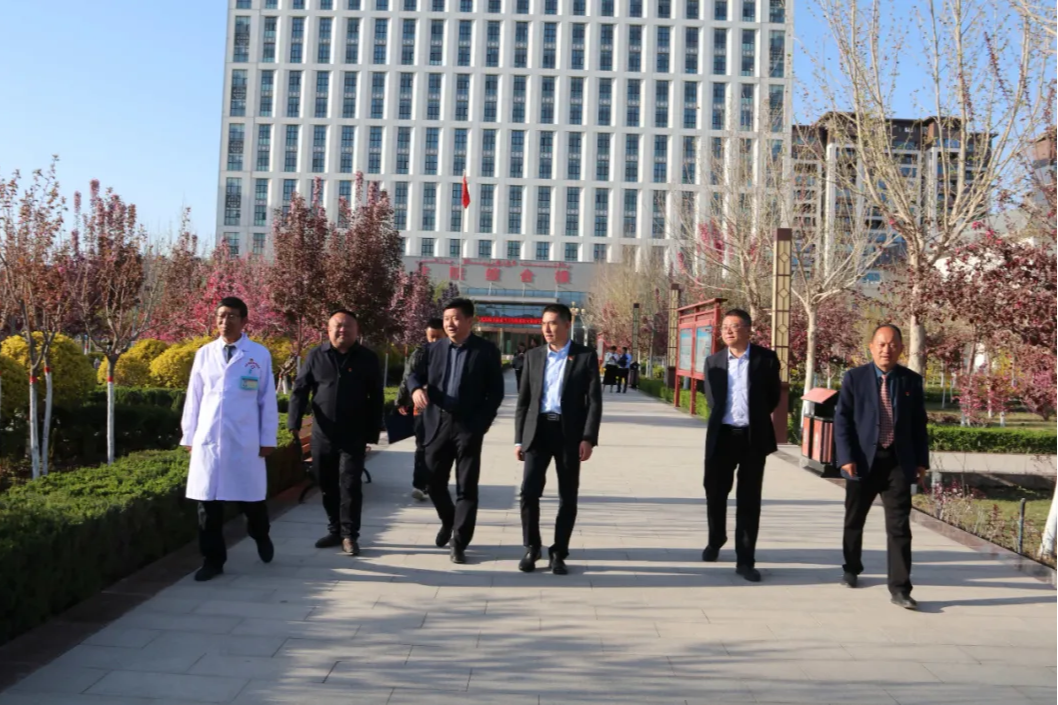 喀什地区第一人民医院赴阿克苏地区中医医院交流学习