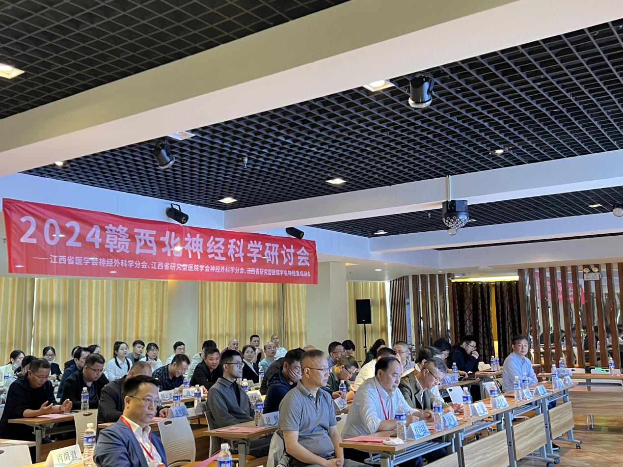 南昌大学二附院赴修水开展主题党日活动