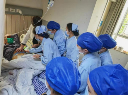 南昌大学二附院开展多学科护理查房及护理会诊