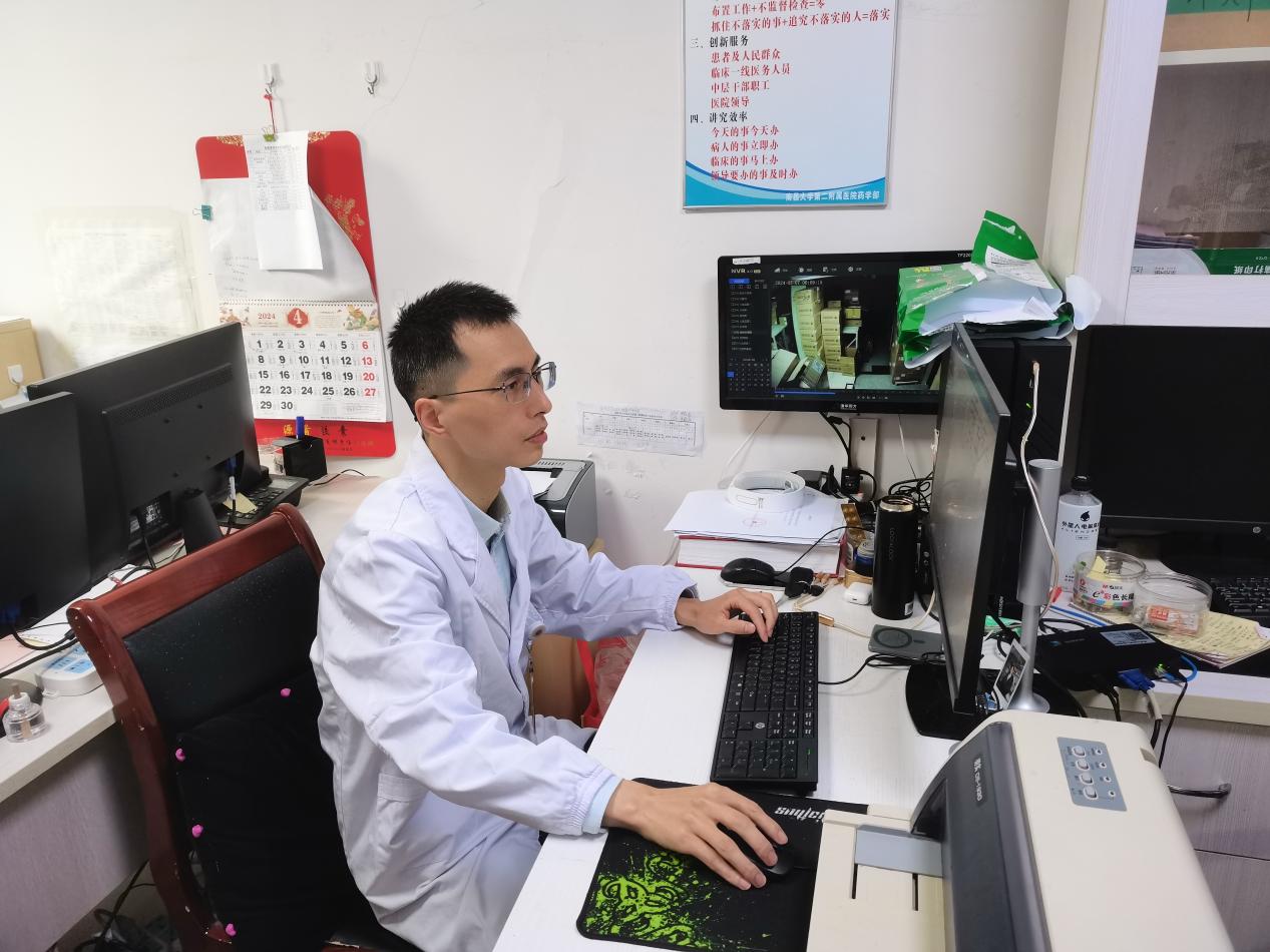 南昌大学二附院朱宏平:在平凡的药师工作中发光