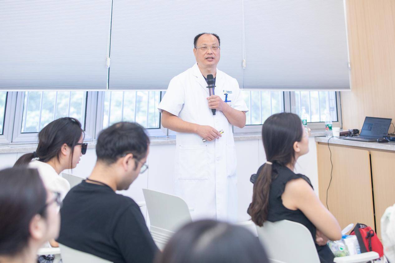 湖北普瑞眼科医院科普|近视手术最常见的 14 个问题