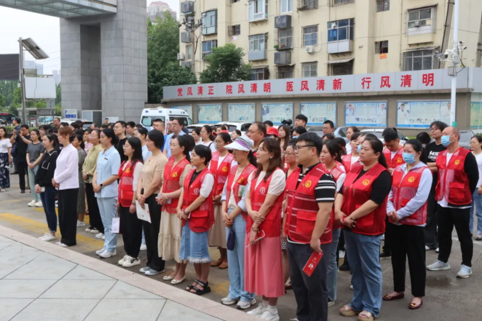 河南省红十字血液中心郑州大学第五附属医院献血屋正式启用！