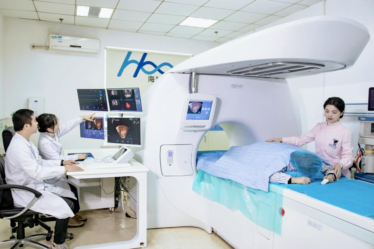 公益助困，「久久卫宫」项目为重庆海扶医院 23 位患者申领千元资助金