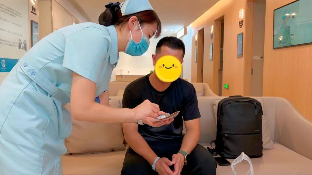 近视手术效果与季节有关吗?湖北普瑞眼科医院沈政伟教授为你解答