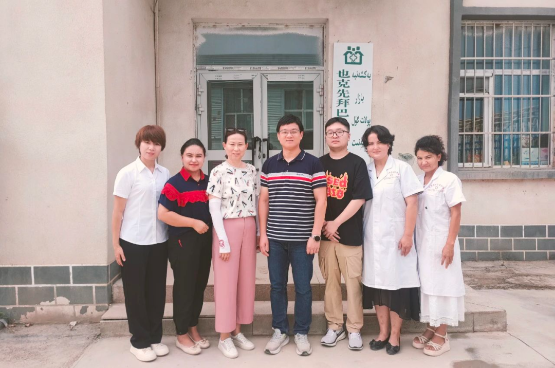 暨南大学基础医学与公共卫生学院刘涛教授莅临喀什地区第一人民医院开展专题学术讲座