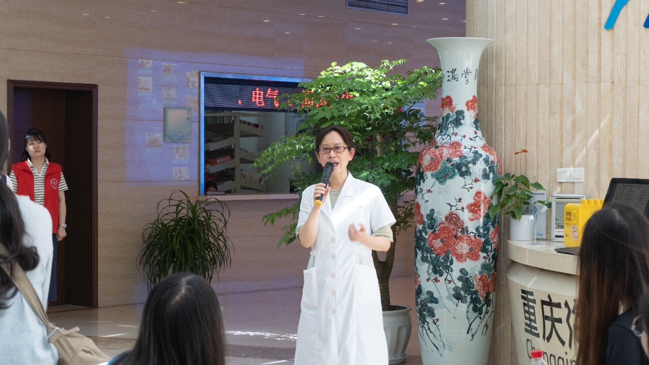 久久卫宫公益行组织高校学生走进海扶刀发源地,领略原始创新魅力