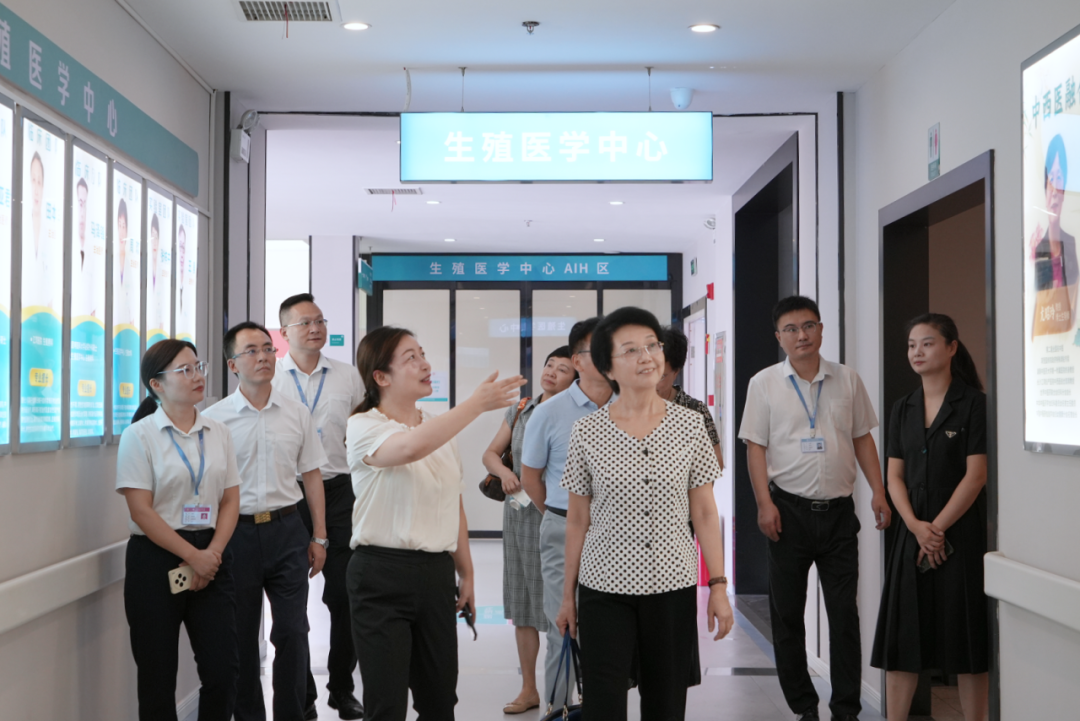 湖南省妇幼保健与优生优育协会领导一行来江湾考察调研