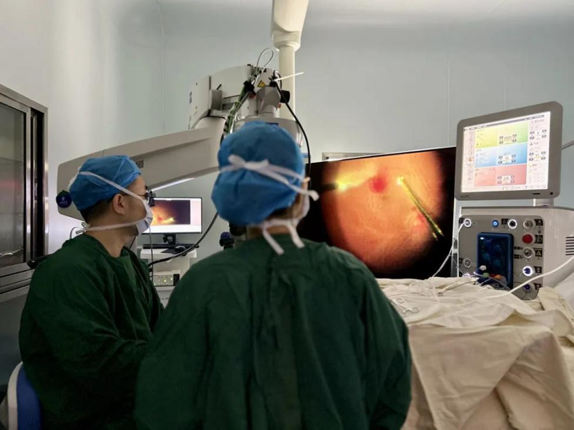 华厦眼科医师节特辑丨李海波：循道追「光」，走在眼科技术前端