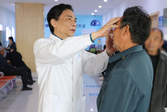 华厦眼科医师节特辑丨林宽添：一辈子做好一件事