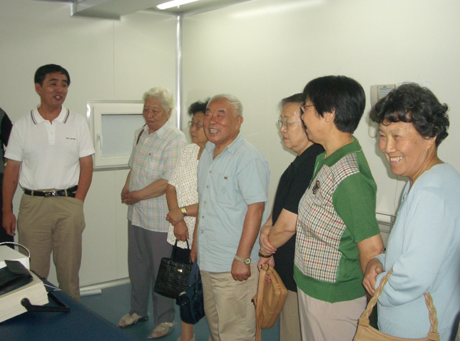 华厦眼科医师节特辑丨胡隆基:四十余载,初心不改