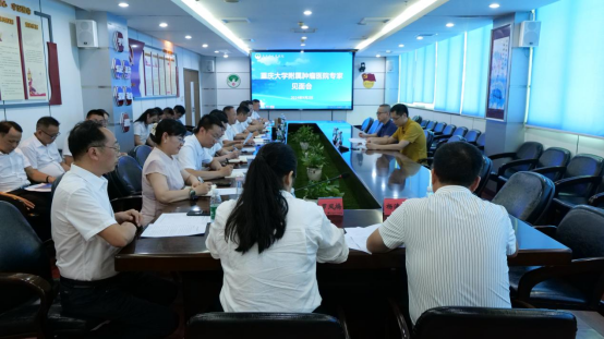 专家来了！重庆大学附属肿瘤医院专家入驻岳池县人民医院