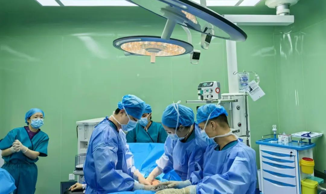 焕新启航丨共筑妇女儿童健康未来！喀什地区第一人民医院产科、新生儿科、小儿外科及儿童保健门诊搬迁至东城院区