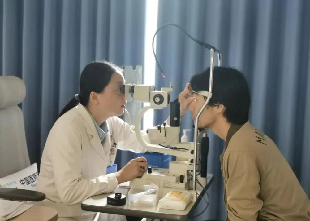 近视手术前要做哪些检查？武汉普瑞眼科医院刘颖带你全面了解