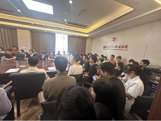 南昌大学二附院举办创新与协同创新学术研讨会