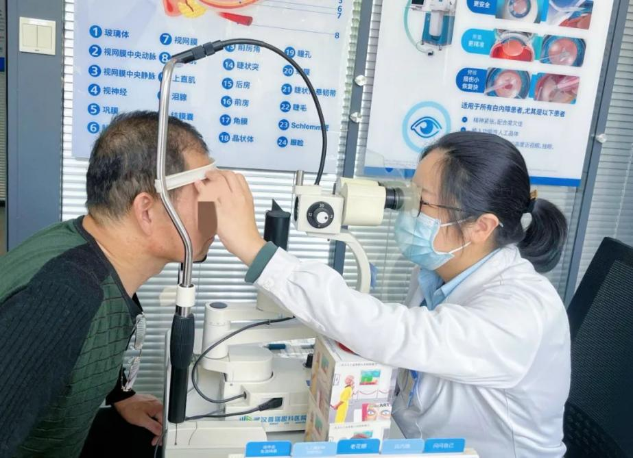 老花可以和近视抵消是真的吗？武汉普瑞眼科专家科普老花眼的误区