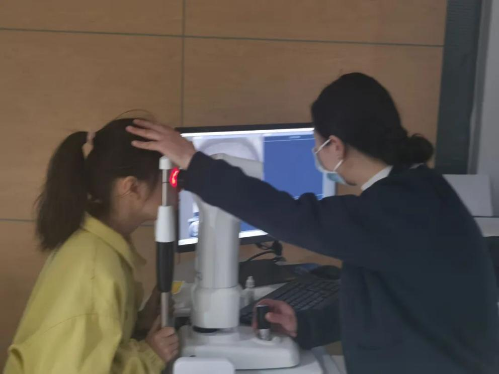 秋冬季角膜塑形镜易碎？武汉普瑞眼科医院专家科普科学的护理步骤