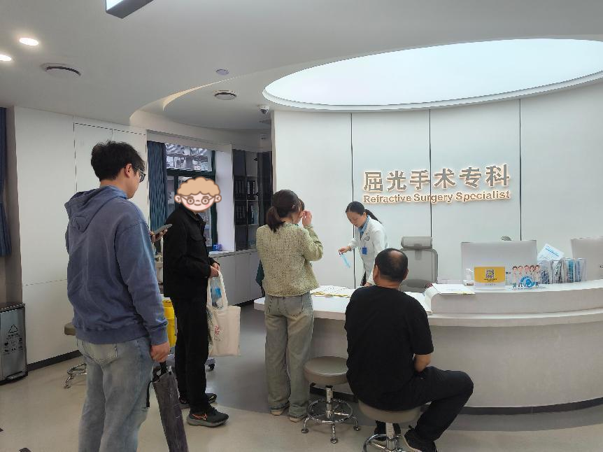 2025 征兵视力不合格怎么办？武汉普瑞眼科提醒近视手术需提前打算