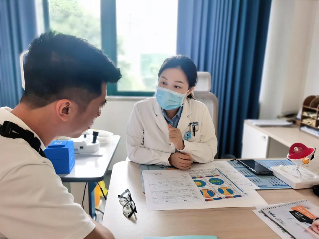 为什么近视手术前有这么多检查?武汉普瑞眼科关念强调它的必要性