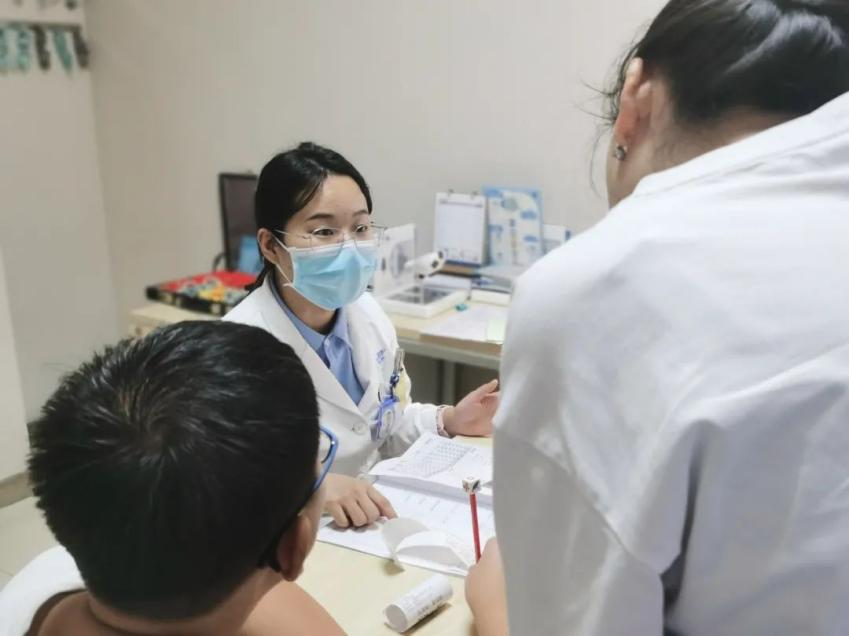 近视多少度适合戴离焦镜?武汉普瑞眼科专家的讲解请查收