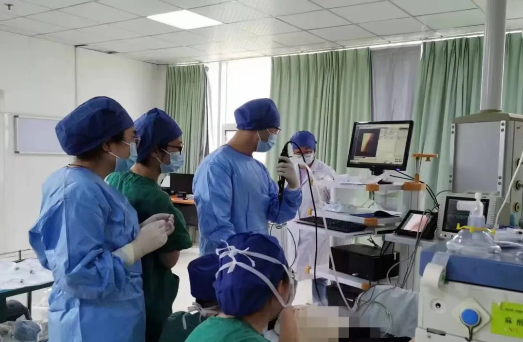 11 岁女孩突发咯血!24 小时生死营救......