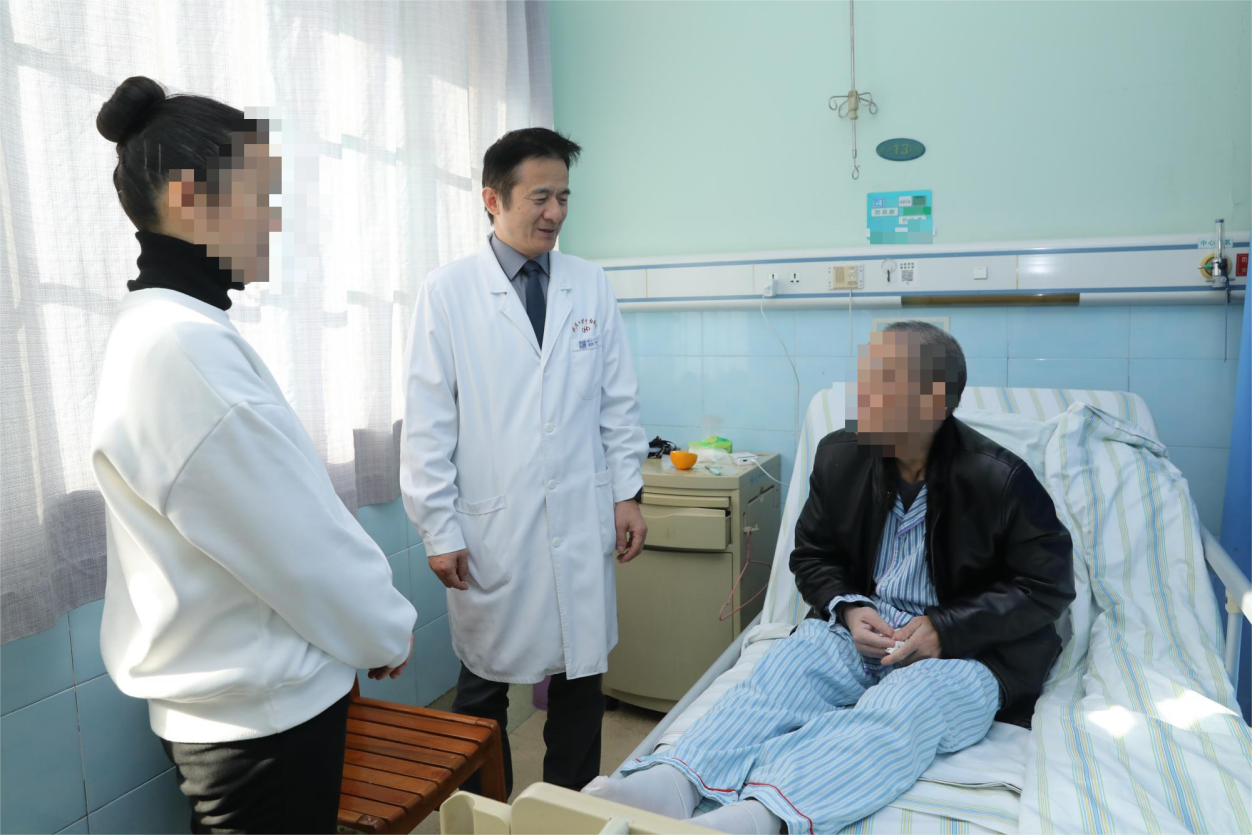 微创升级!武大中南医院成功开展华中首例充气纵隔镜联合机器人食管癌切除手术