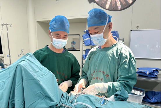 在南医大二附院迈皋桥院区，有一支「生命守护者联盟」