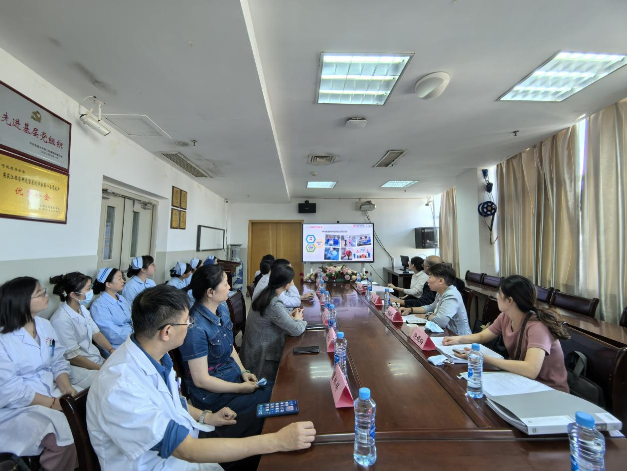 南昌大学二附院叶小群教授团队荣获「江西省教育系统劳模和工匠人才创新工作室」称号