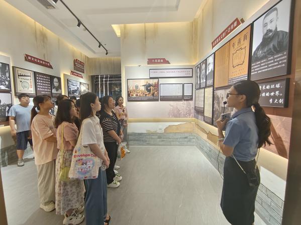 拥抱阳光 医心守护|记湘潭市第一人民医院关心关爱住院医师主题活动