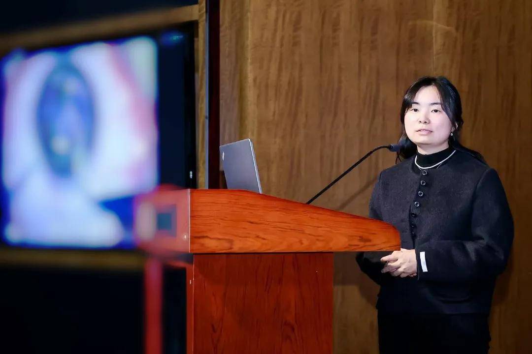 湖北普瑞眼科医院「海上之光」暨第十三届「关爱近视·微笑论坛」