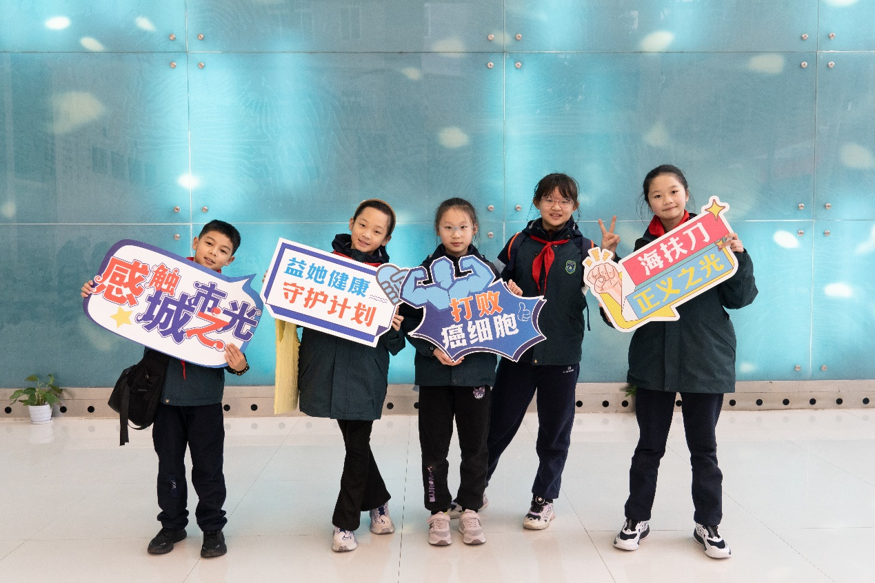 探索超声波奥秘,40 多组树人博文小学科技小记者走进海扶医疗聚焦超声技术科普中心