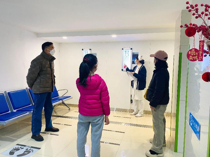 寒假在家孩子该怎么预防近视?武汉普瑞眼科医院给你几点建议