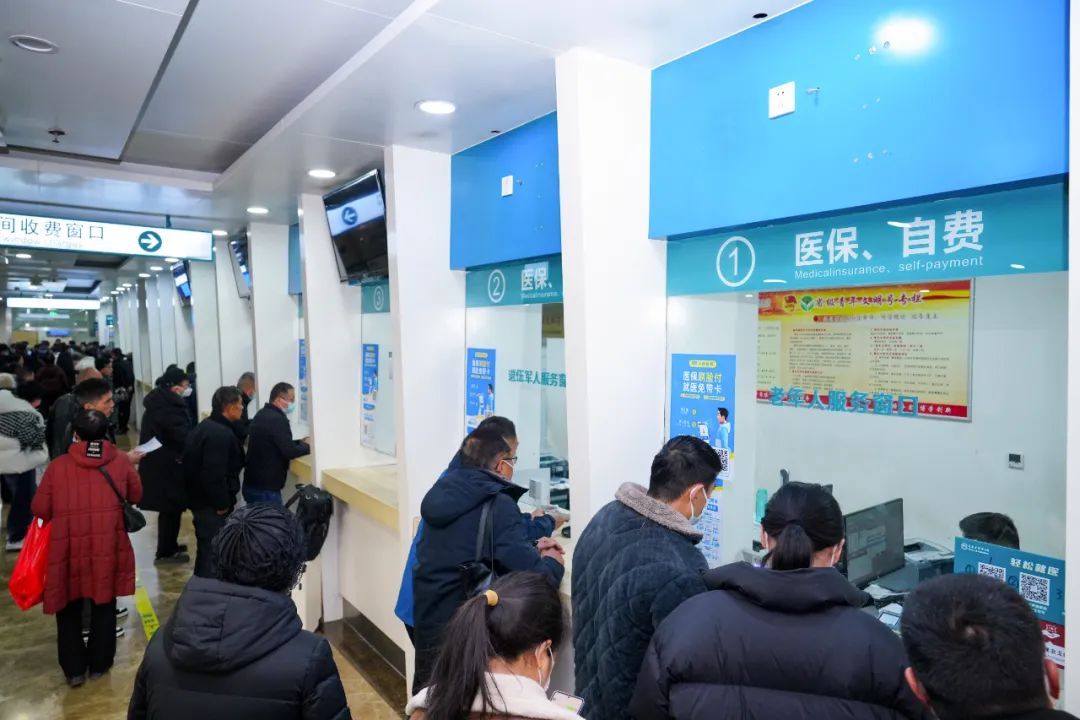 开工首日！河南省肿瘤医院有序应对春节后就诊高峰