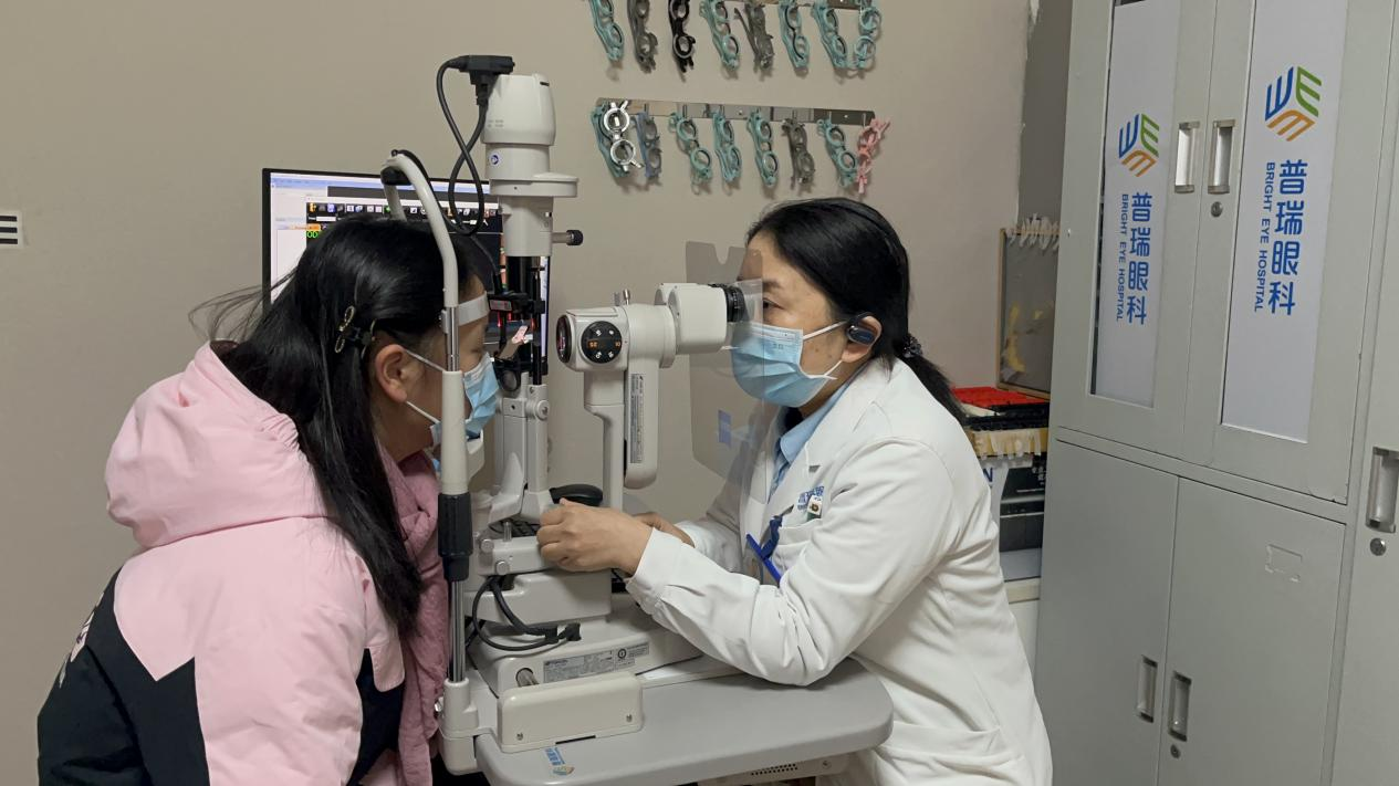 孩子戴眼镜后近视度数为什么还在涨？武汉普瑞眼科林珊告诉您原因