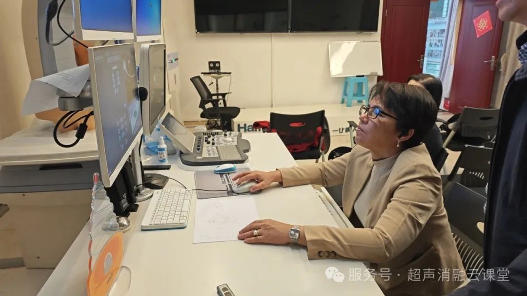 中国台湾、马来西亚学员在重庆海扶医院研习聚焦超声消融技术