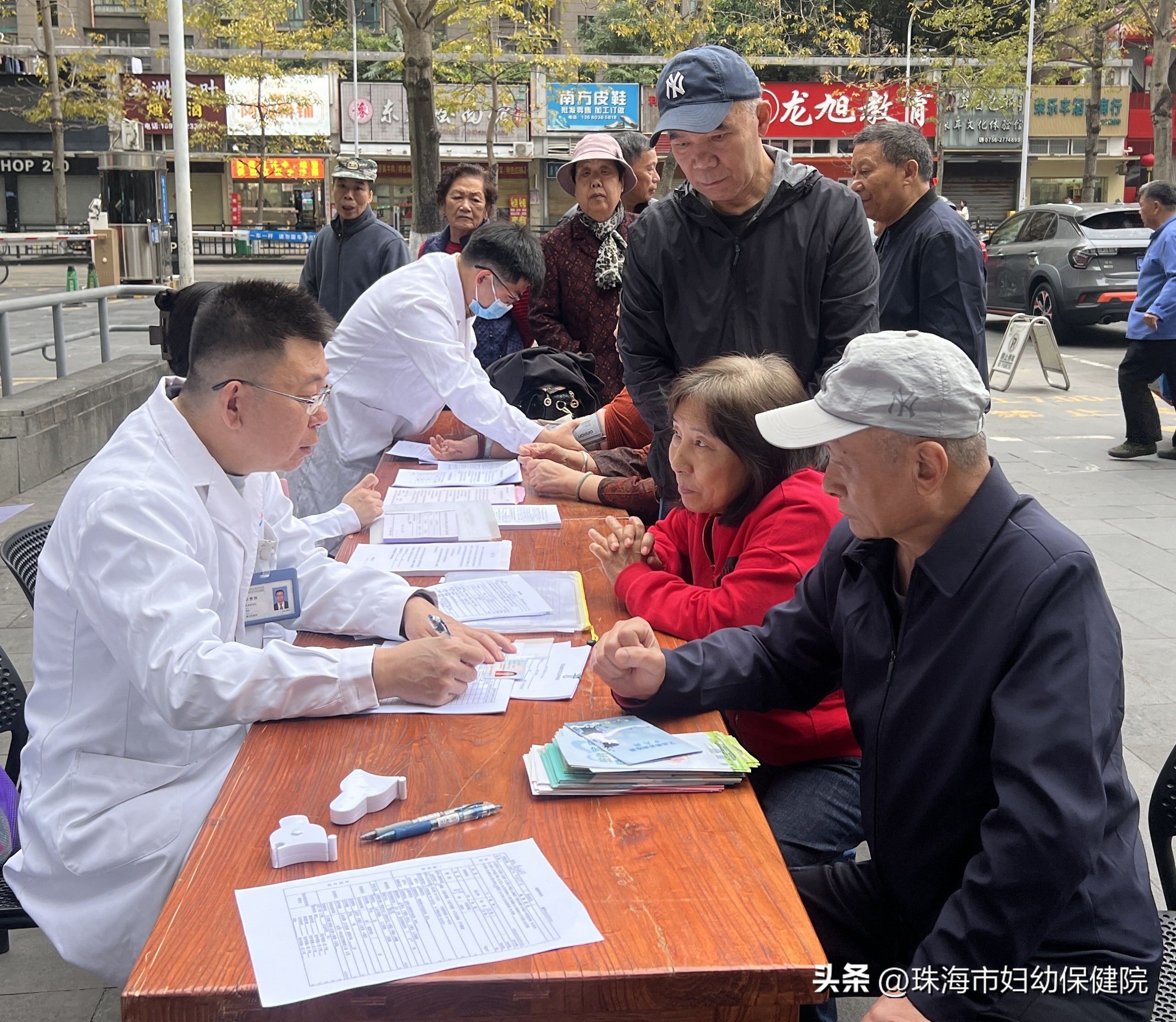 「家庭医生服务赋能」  翠香社康中心开启 「家门口」 医疗关怀之旅