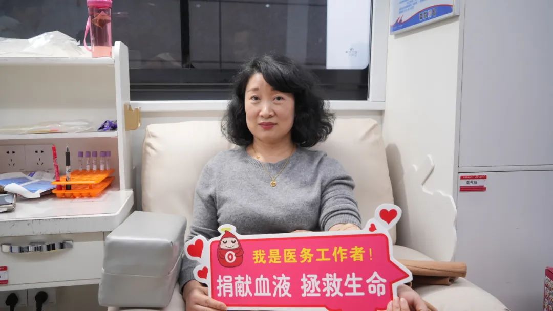 长沙江湾妇产医院开展「先锋引领 热血同行」主题党日活动