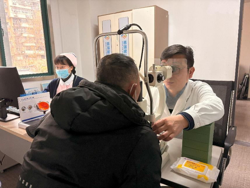 白内障晶体越贵越好吗？武汉普瑞眼科程旭康全面介绍晶体的区别