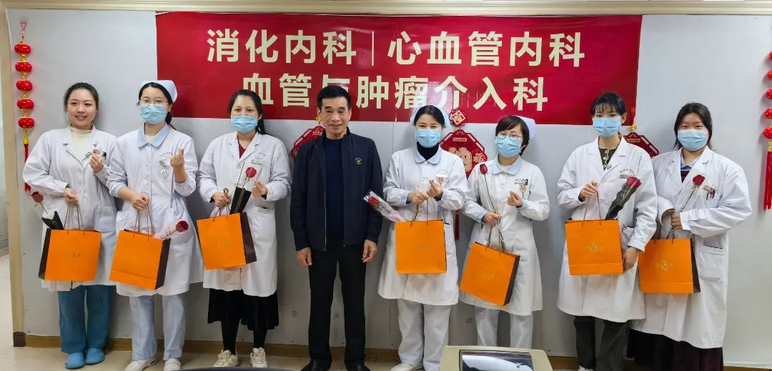 春风十里 芳华如你 | 致敬最美的你们！