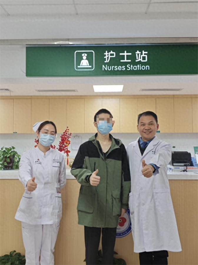 武汉大学人民医院洪山院区成功救治"极重型再生障碍性贫血"大学生