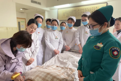卓越护理 精技笃行丨郑州中医骨伤病医院赵氏雷火灸资质考核圆满落幕