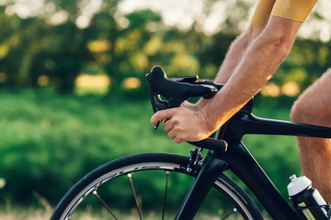 合肥京东方医院科普：骑行风靡，磕掉牙怎么办？教科书级别处理，转发收藏！