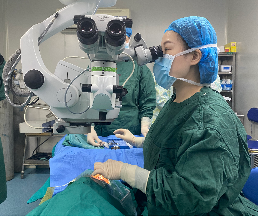 武汉普瑞眼科近视手术进入可视化时代 关念介绍如何选择手术方式